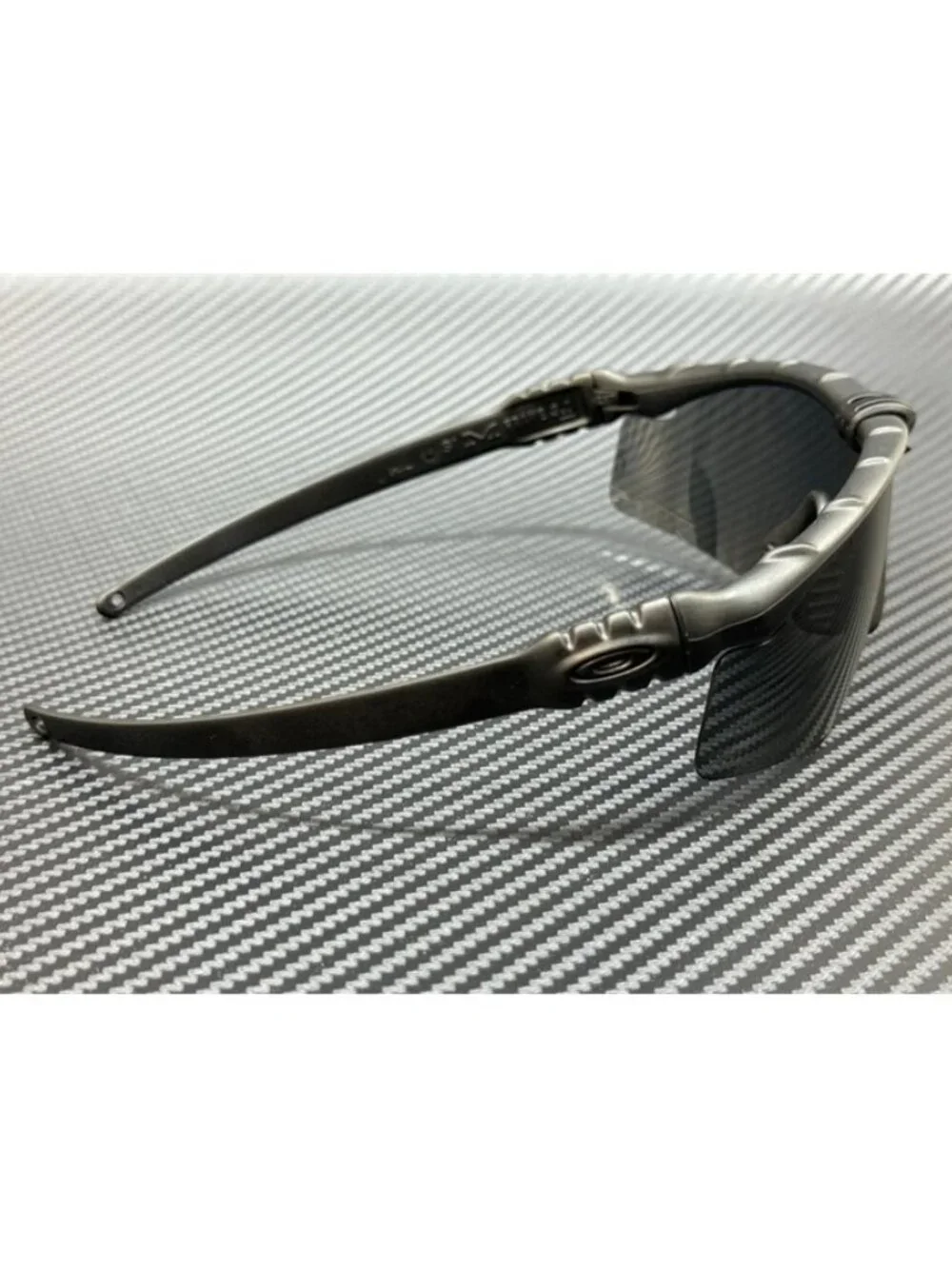 New Oakley Men Matte Black Sunglasses 68-22-135